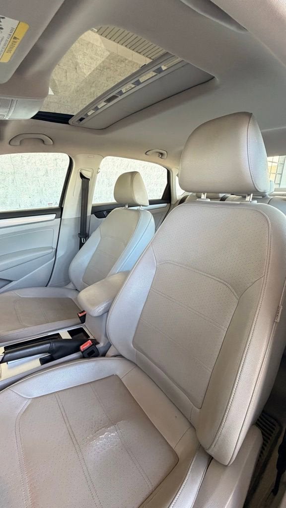 2012 Volkswagen Passat 2.5L SE