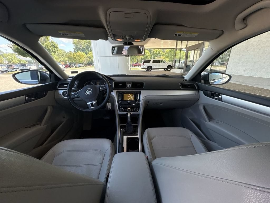 2012 Volkswagen Passat 2.5L SE