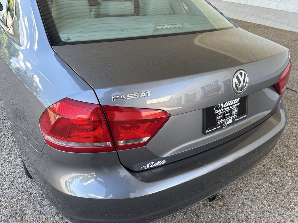 2012 Volkswagen Passat 2.5L SE