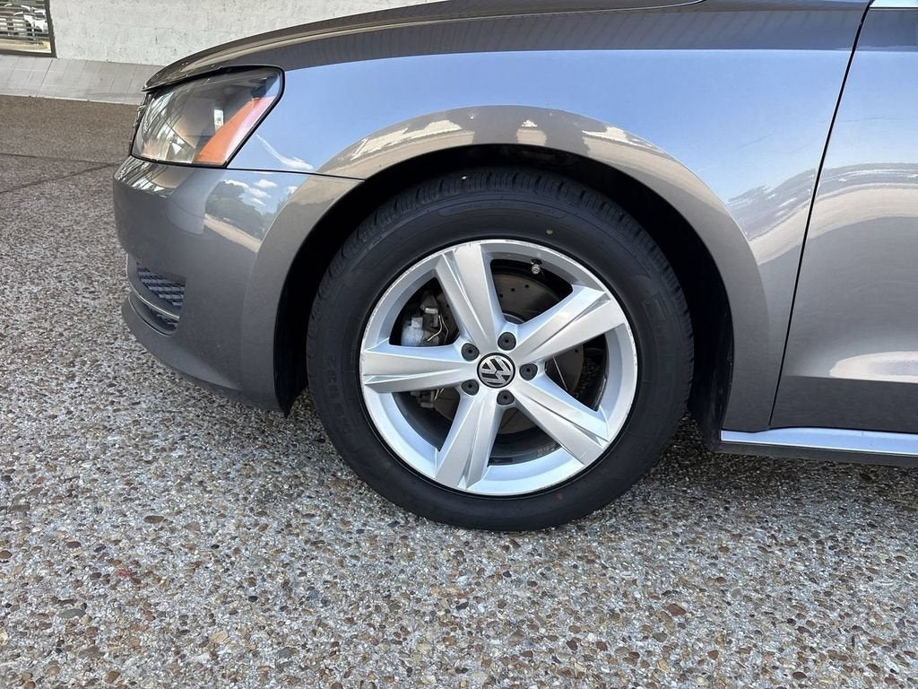 2012 Volkswagen Passat 2.5L SE