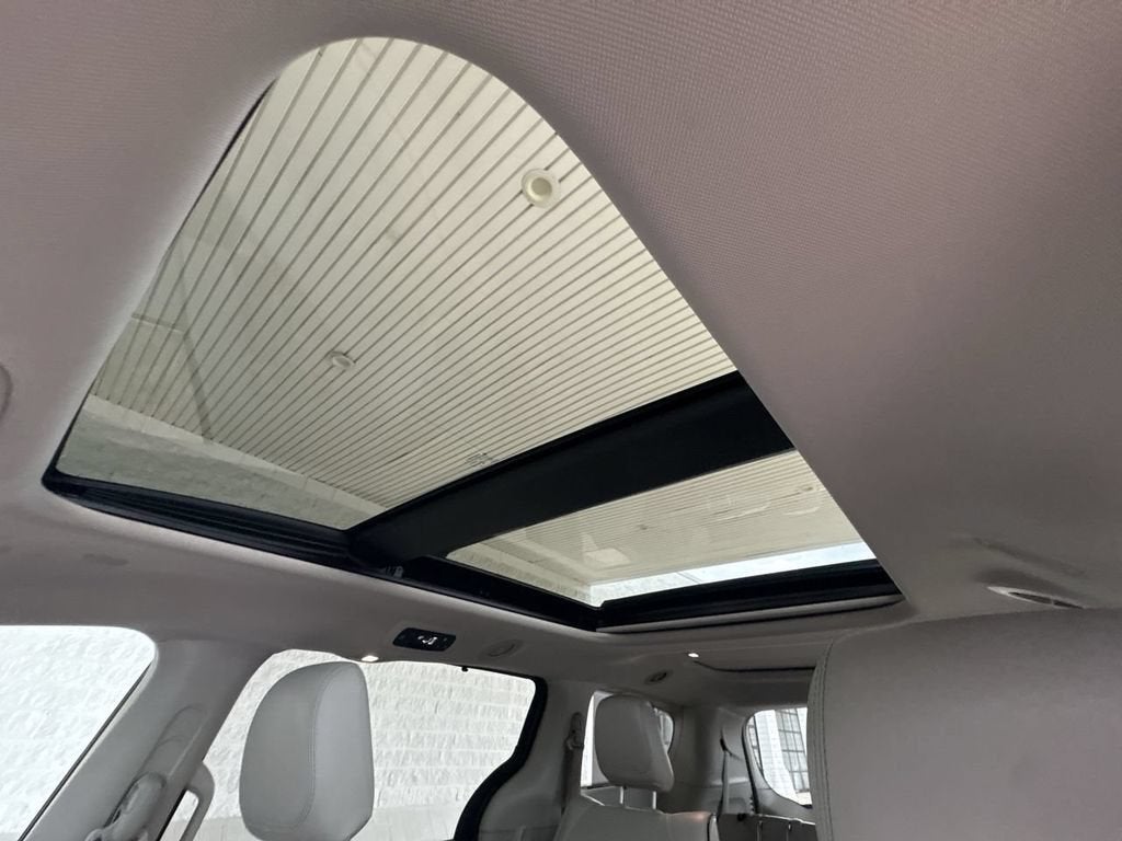 2020 Chrysler Pacifica Hybrid Limited