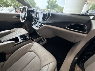 2020 Chrysler Pacifica Hybrid Limited