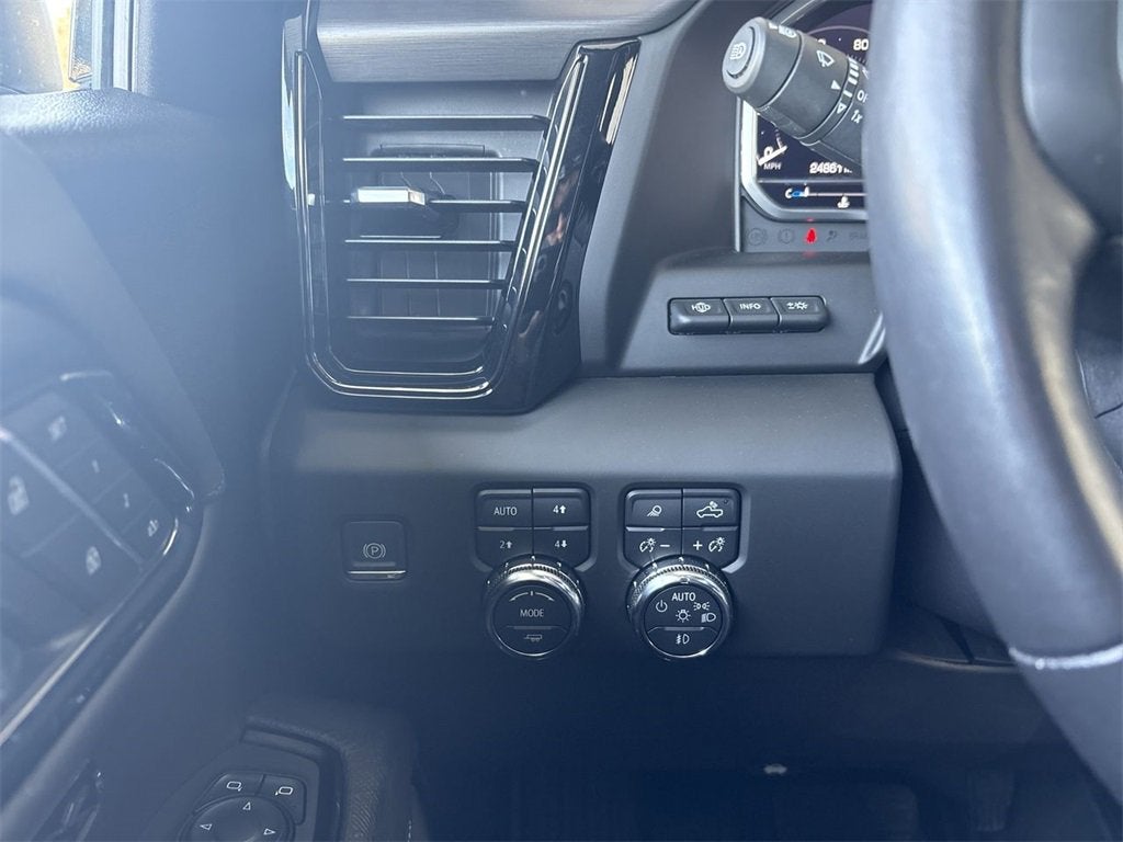 2024 GMC Sierra 1500 AT4X