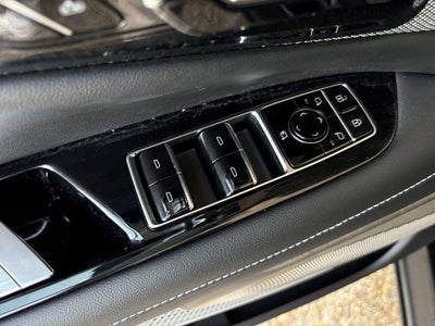 2025 Cadillac OPTIQ Luxury 2