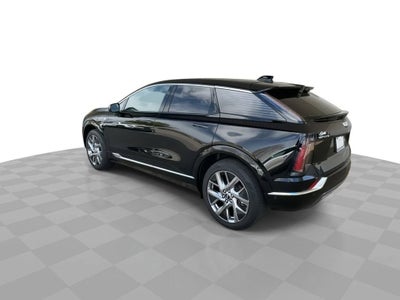 2025 Cadillac OPTIQ Luxury 2
