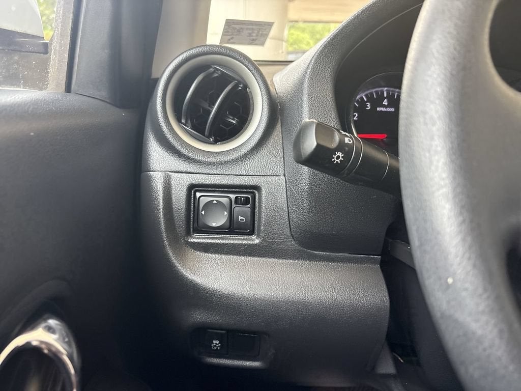 2013 Nissan Versa SL