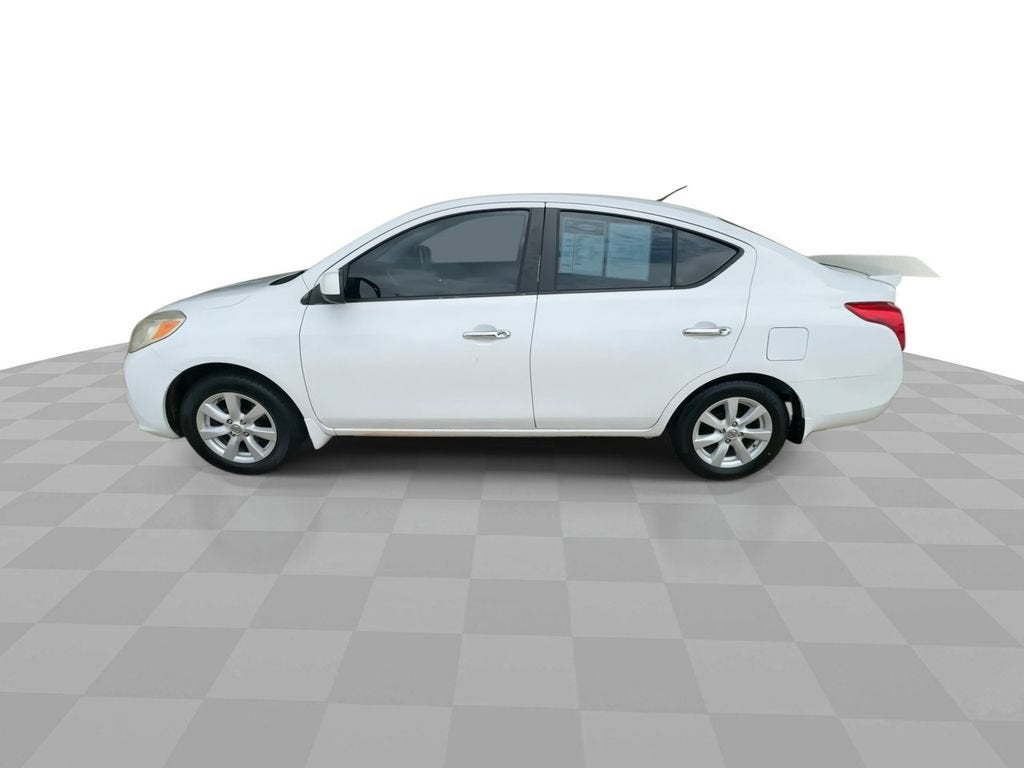 2013 Nissan Versa SL
