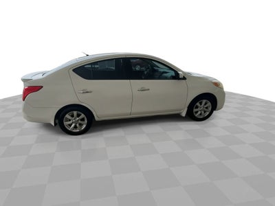2013 Nissan Versa SL
