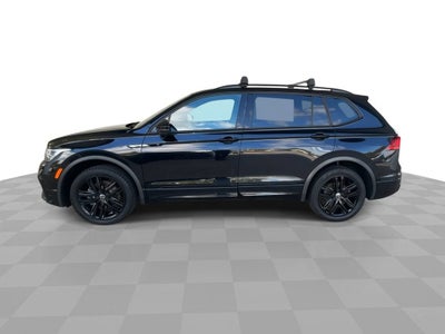 2022 Volkswagen Tiguan SE R-Line Black