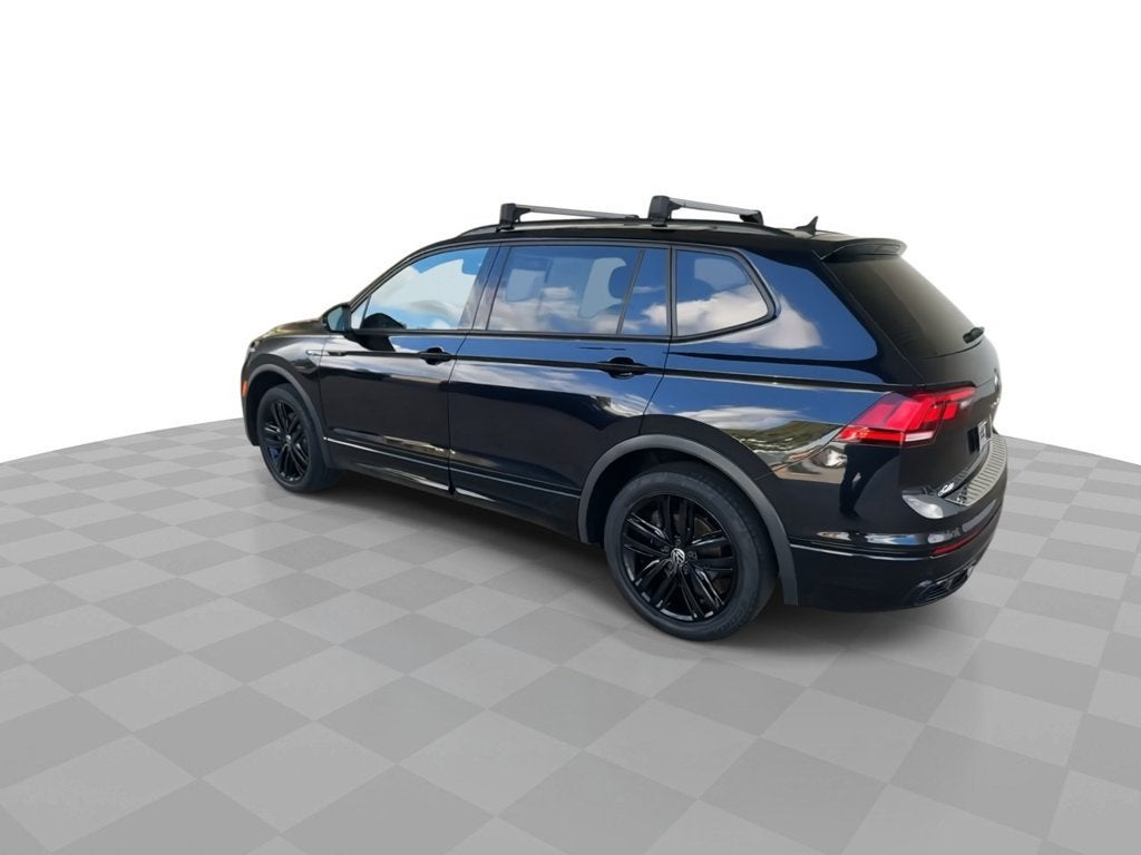 2022 Volkswagen Tiguan SE R-Line Black