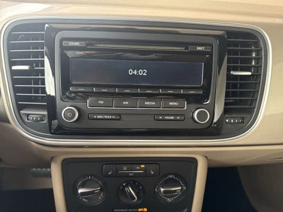 2013 Volkswagen Beetle Convertible 2.5L
