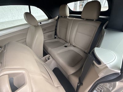 2013 Volkswagen Beetle Convertible 2.5L