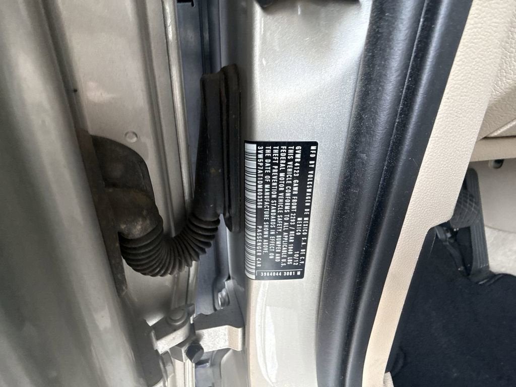 2013 Volkswagen Beetle Convertible 2.5L