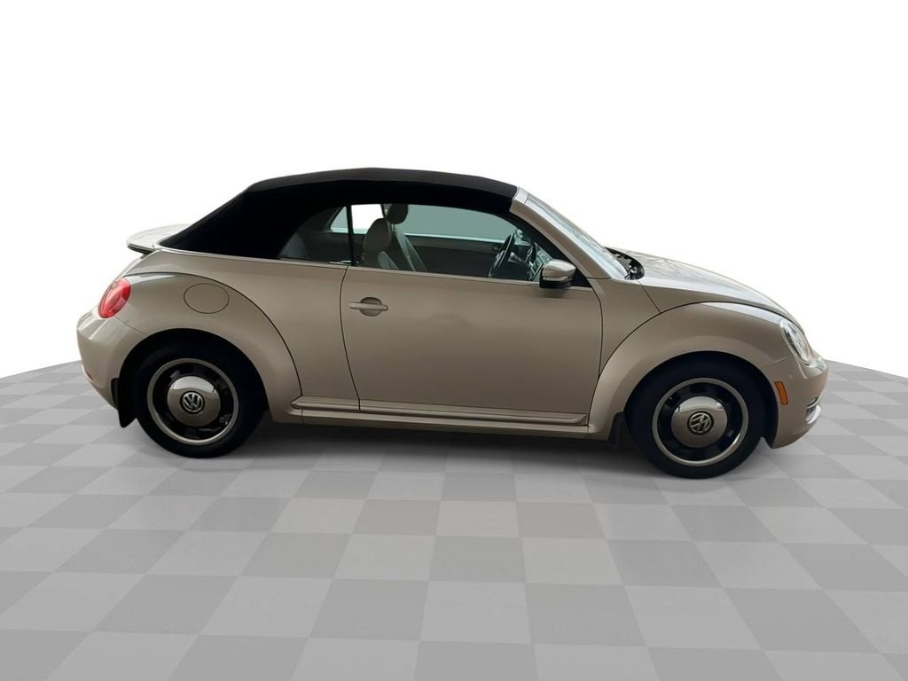 2013 Volkswagen Beetle Convertible 2.5L