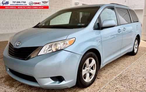 2015 Toyota Sienna LE AAS