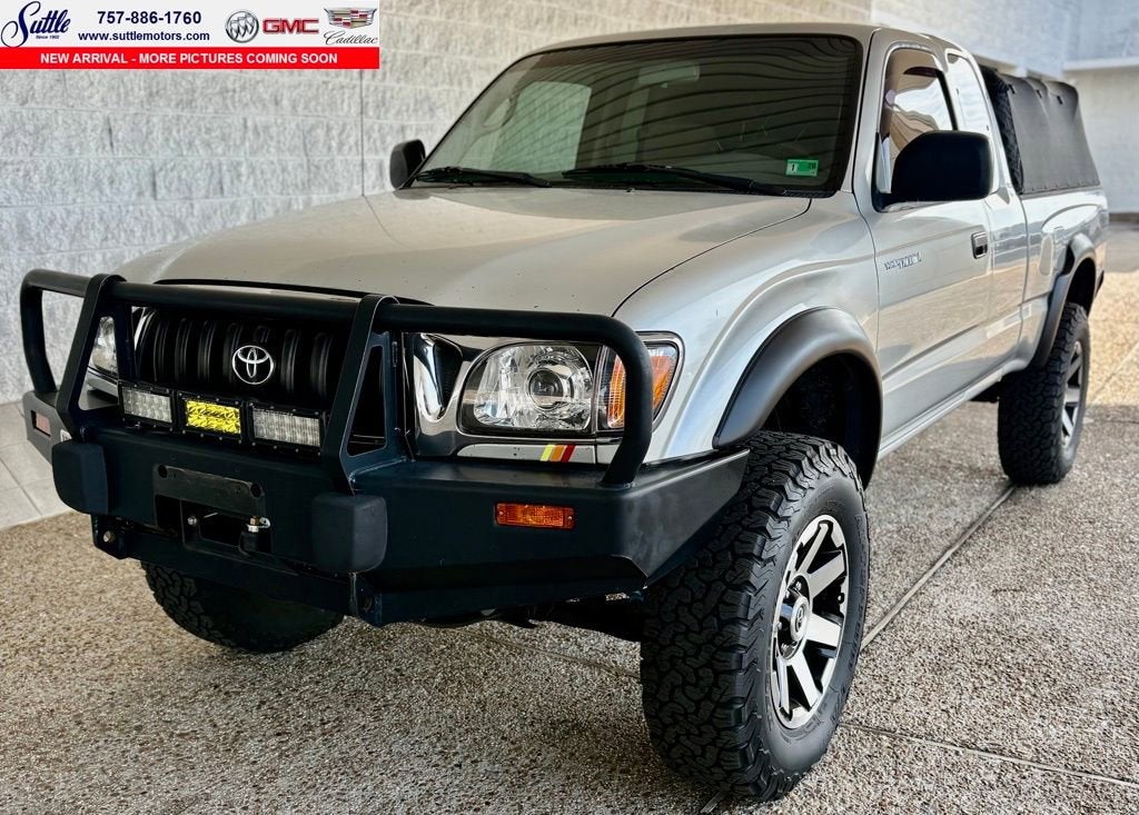 2003 Toyota Tacoma Base