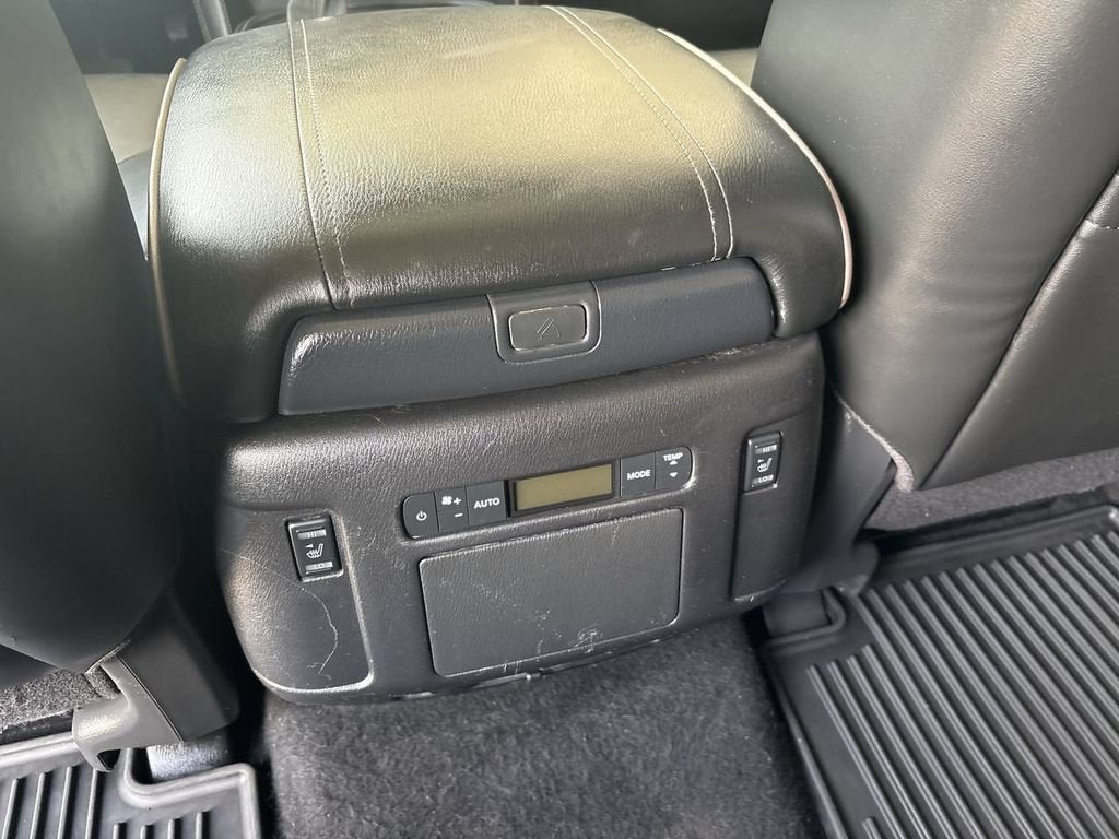 2023 Nissan Armada Platinum 2WD