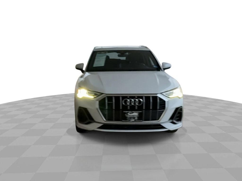 2022 Audi Q3 Premium Plus 45 TFSI S line quattro Tiptronic