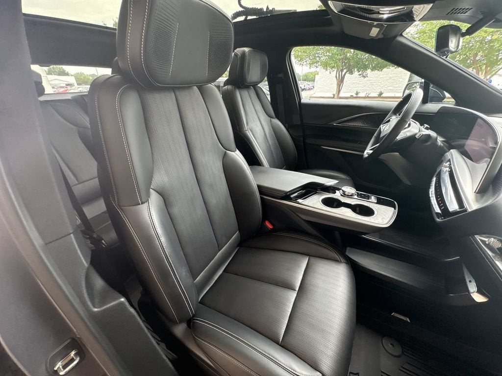 2023 Cadillac LYRIQ Luxury