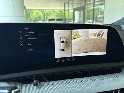 2025 Cadillac OPTIQ Luxury 2