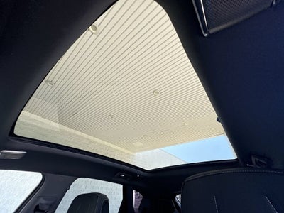 2025 Cadillac OPTIQ Luxury 2