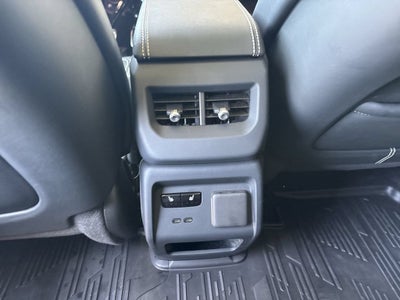 2025 Cadillac OPTIQ Luxury 2