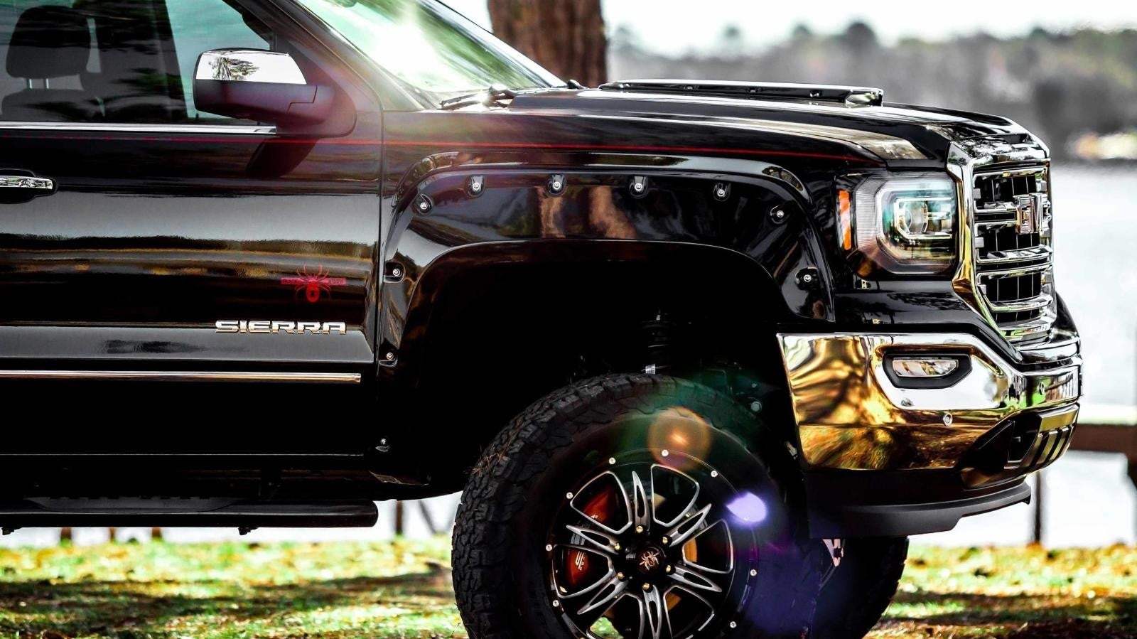 Black Widow Lifted Truck GMC Sierra