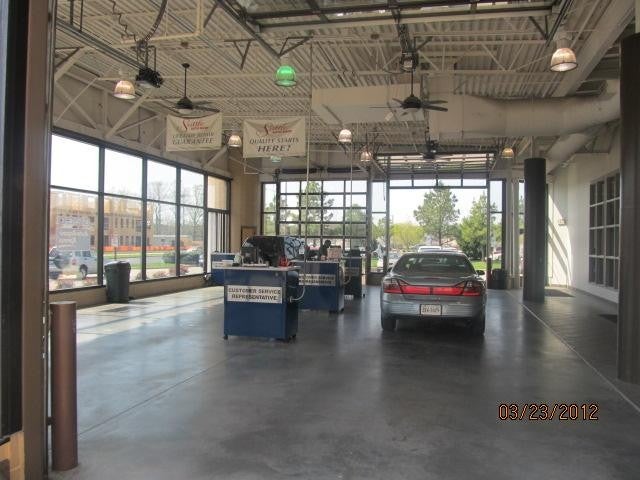 Image of Suttle Motors tire service center